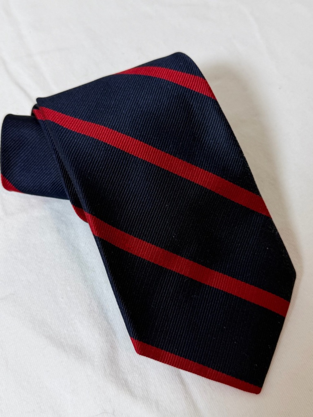 Roderick St. John’s Clsssic Navy Tie with Diagonal Red Stripes Trad Ivy Preppy